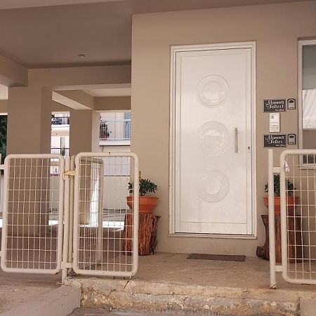 Momenti Felici Διαμέρισμα Αρτέμιδα Εξωτερικό φωτογραφία